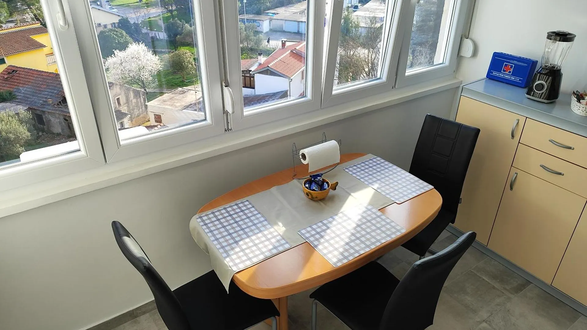 Apartment Zara With Garage Zadar